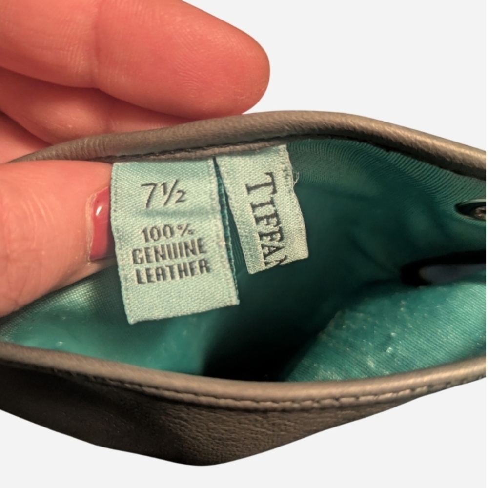 Sold!! Tiffany & Co. Gray Leather Gloves - Picture 4 of 7